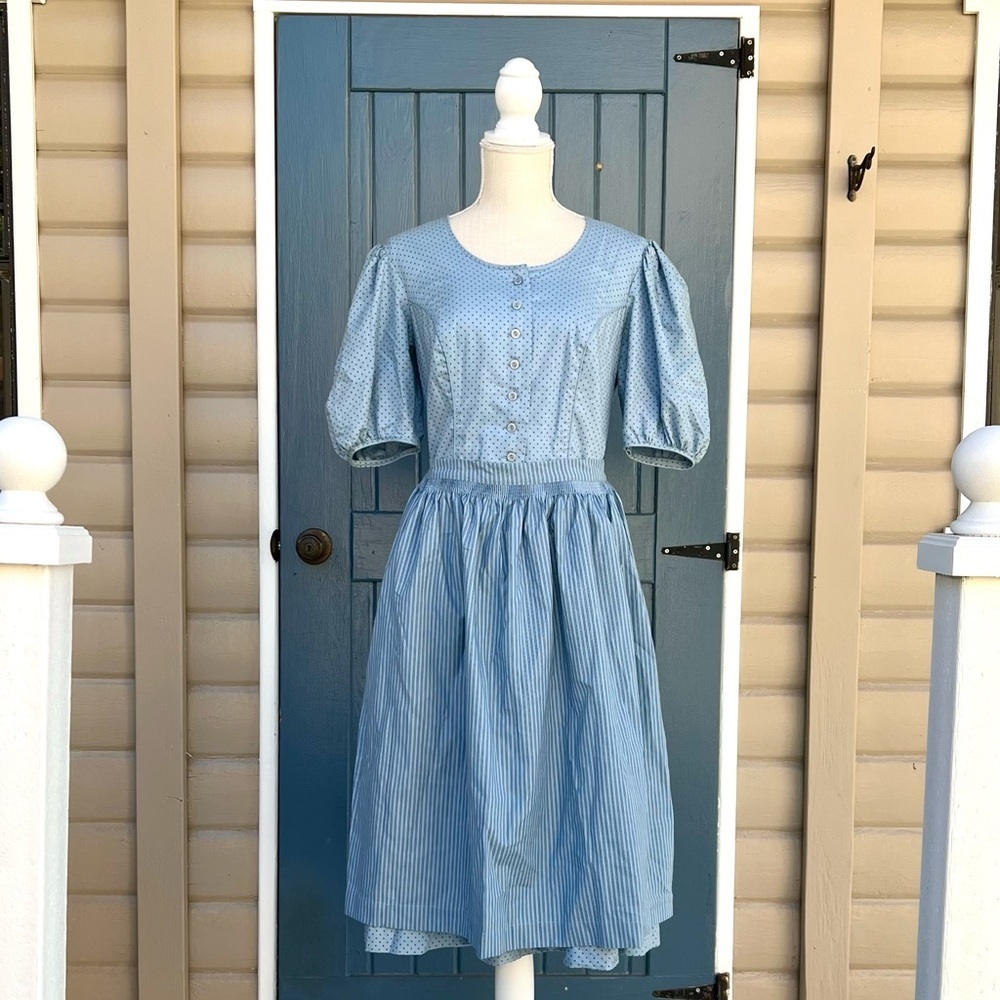 Vintage Salzburger Dirndl Dress with Apron, made in Austrian Women’s Size 44